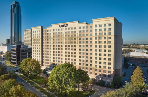 The Galleria Hotel | The Chifley Houston, Tapestry Collection by Hilton
