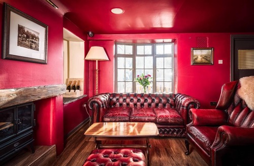 Maidensgrove Hotel | The Chilterns Fox