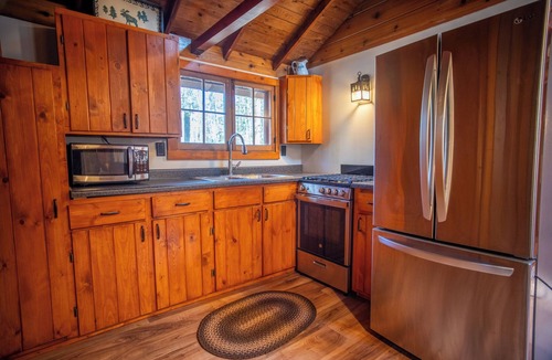 Babbitt Cabin | The Chipmunk Cabin at Timber Bay