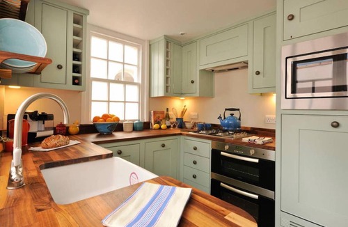 Aldeburgh House | The Chocolate-Box * Aldeburgh