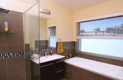 Sedgwick Bed & Breakfast | The Chocolate Lily B & B