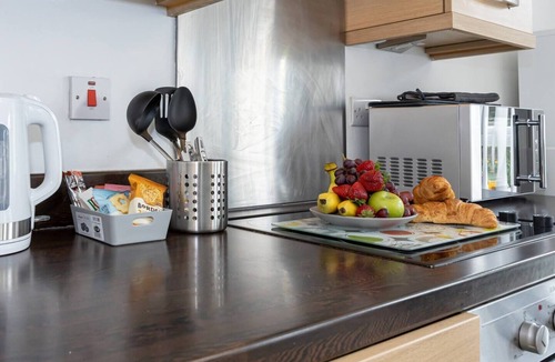 Chorlton-cum-Hardy Apartment | The Chorlton Deluxen