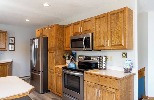 Naples House | The Chosen Spot: Secluded, Views, Wineries, Hot tub, Skiing, Pet friendly!