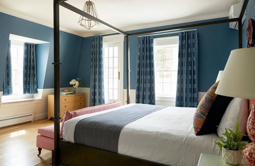 Edgartown Bed & Breakfast | The Christopher, The Edgartown Collection