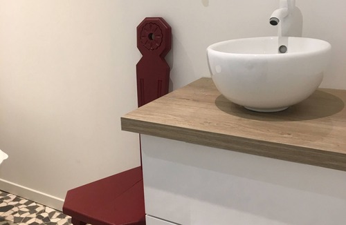 Ouville-la-Riviere House | The church room