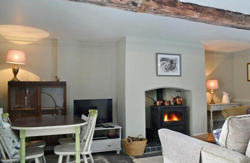 Combe House | The Cider Barn