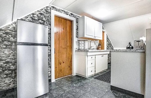 Waterbury Center Apartment | The Cider Loft