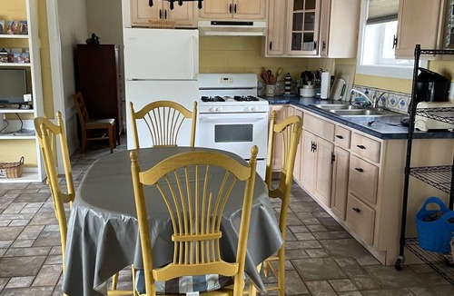 Hammond Cottage | ' The Cindy' Thousand Island Cottage