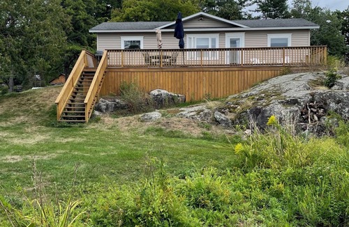 Hammond Cottage | ' The Cindy' Thousand Island Cottage