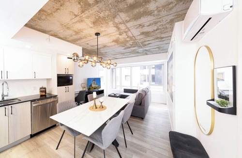 Saint-Roch Apartment | The Citadel | 2 Parking | Pool and BBQ | Office and AC
