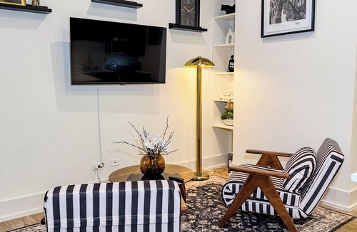 Ravenswood Apartment | The City Manor Apartment 1 bedroom