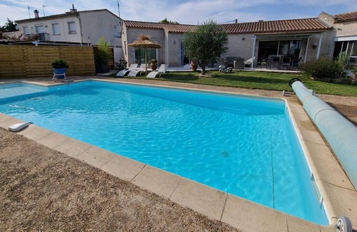 Jonquieres-Saint-Vincent Villa | The clever Villa