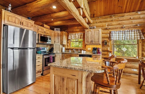 Bellaire House | The Clam Shell | Hot Tub | Water Front | Kayaks