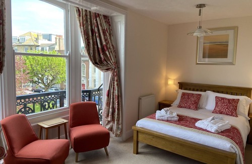 Weymouth Bed & Breakfast | The Clarence