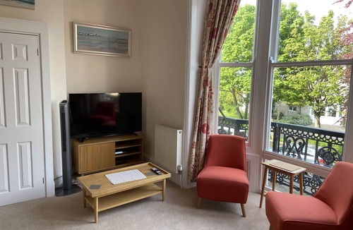 Weymouth Bed & Breakfast | The Clarence