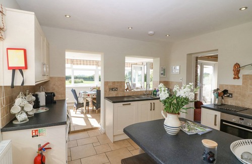 Witney Cottage | The Clealings