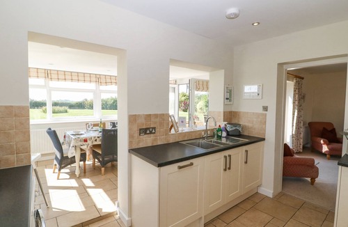 Witney Cottage | The Clealings