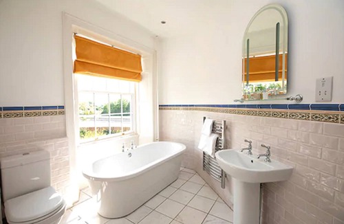 Staddlebridge Hotel | The Cleveland Tontine