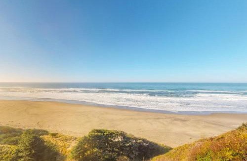 Cloverdale House | The Cliff House