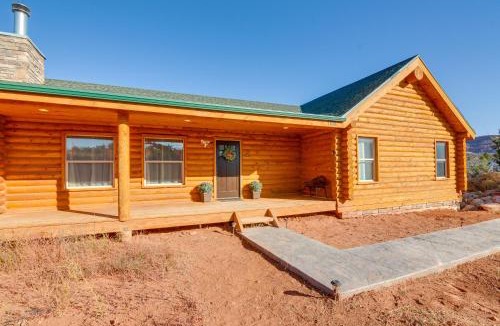 Kanab House | 'The Cliffrose Cabin' - Hike, Relax, Explore!