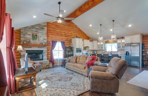 Kanab House | 'The Cliffrose Cabin' - Hike, Relax, Explore!