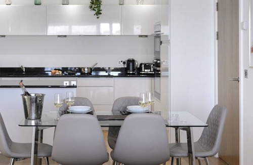 Newquay Villa | The Cliffs - Three Bedroom Villa, Sleeps 7