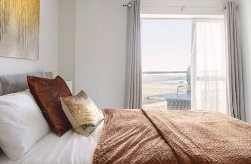 Newquay Villa | The Cliffs - Three Bedroom Villa, Sleeps 7