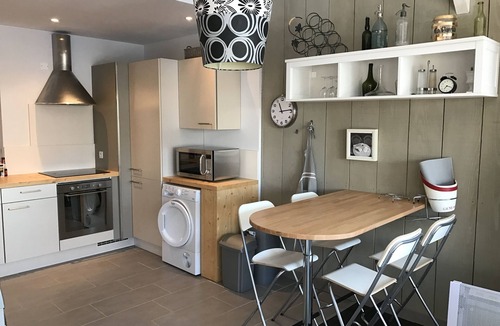 Doucier Cottage | The clock Chalain 2