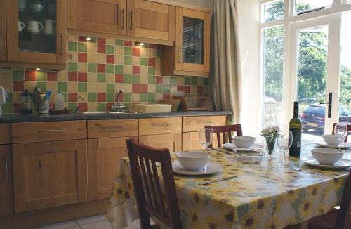 Ivybridge House | The Clock House