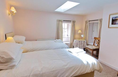 Gordon House | The Clock House