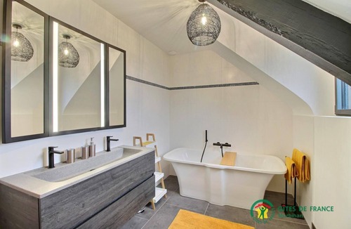 Plougoumelen House | The Clos d'Alphonsine