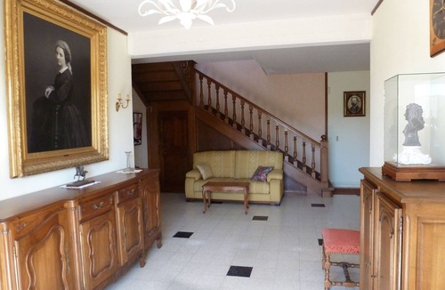 Trebes Apartment | The CLOS MARIE: 140 m2 apartment with terrace and garden