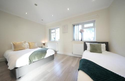 Harlington Hotel | The Close Airport