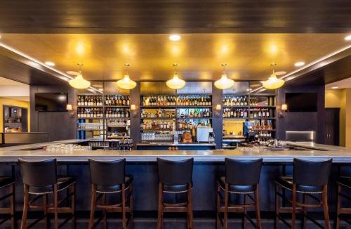 Jackson Hotel | The Cloudveil, Autograph Collection