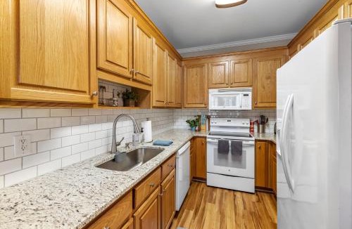 Cary House | The Cloverleaf - Near Downtown Cary & RDU