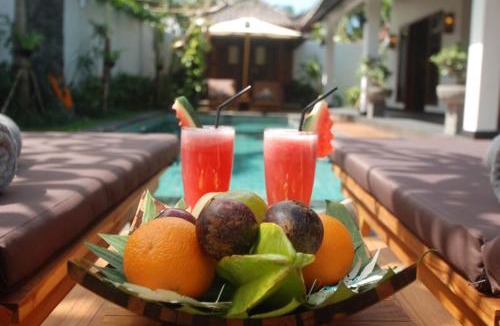 Laksmana Villa | The Clovewood Villa