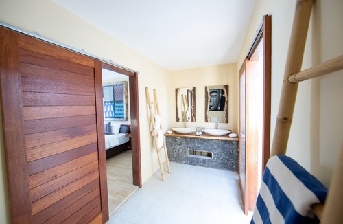 Sekotong Barat Hotel | The Club Villas Lombok