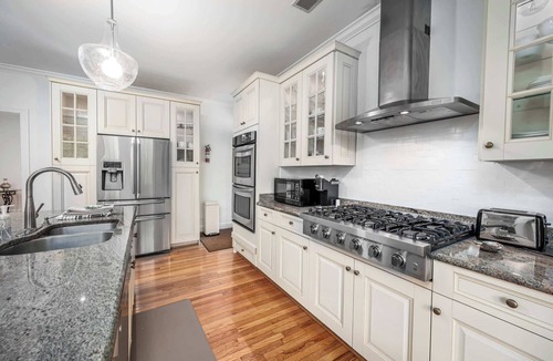 Chapel Hill Apartment | The Clubhouse Hideaway - The Fairway