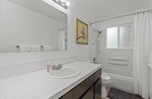 Hillcrest House | The Clubhouse