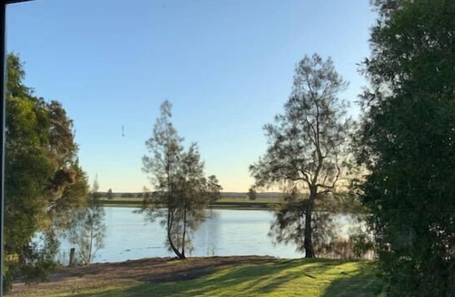 Eagleton House | The Clyde Summary: Ex