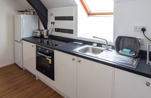 Edwinstowe Cottage | The Coach House Apartment