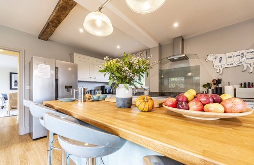 Whitchurch House | The Coach House at Tybroughton