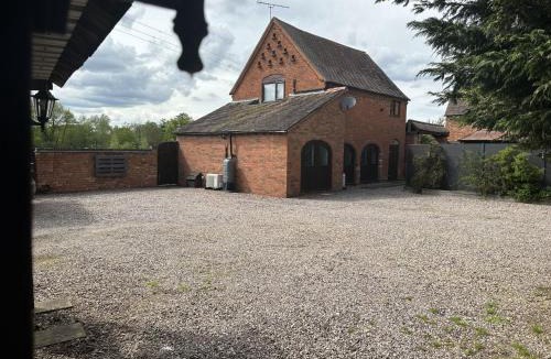 Cleedownton House | The Coach House