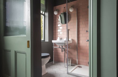 Darley Abbey Bed & Breakfast | The Coach House