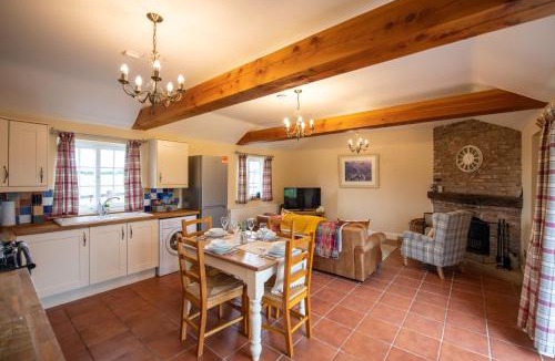 Lincoln House | The Coach House