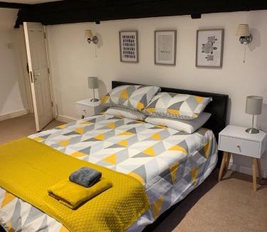 Salisbury Apartment | The Coach House