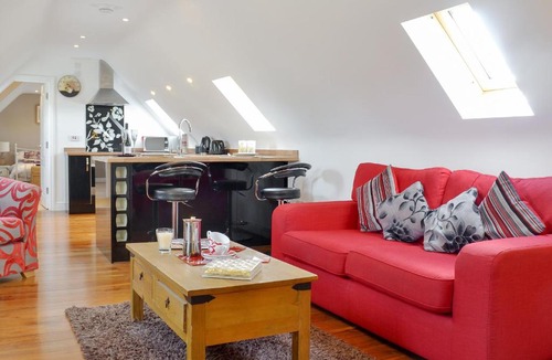 Swindon House | The Coach House