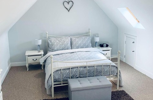 Swindon House | The Coach House