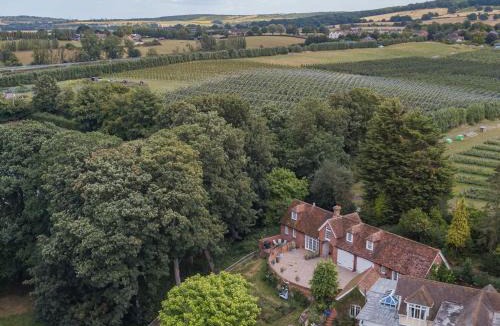 Hernhill House | The Coach House Stables