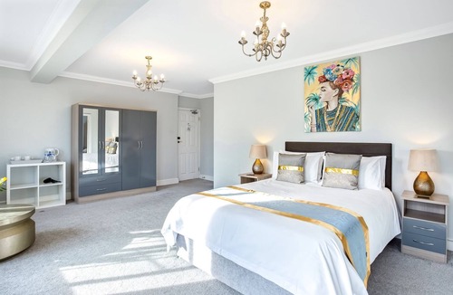 Felpham Bed & Breakfast | The Coast House B&B